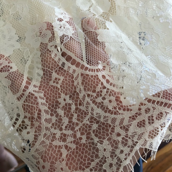 Romantic Lace Top - Picture 10 of 12